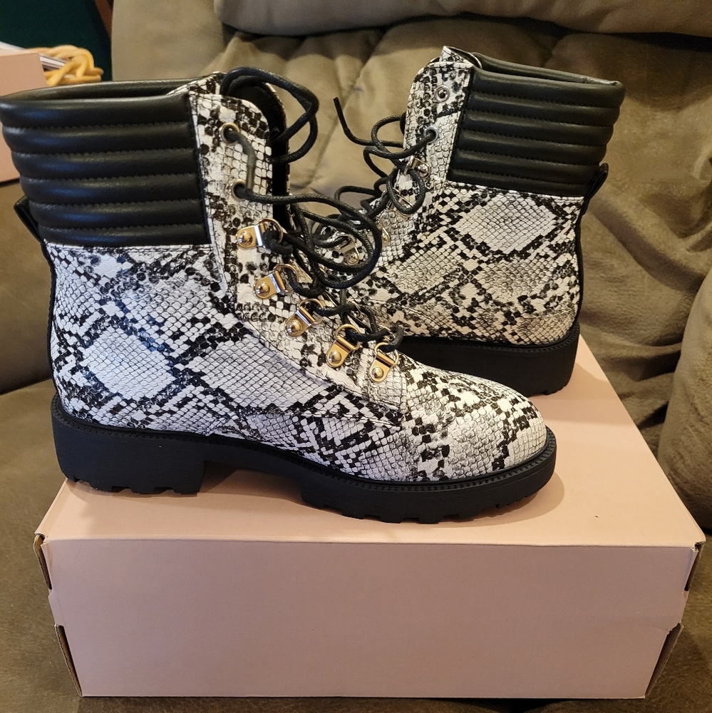 Snake print ankel boots